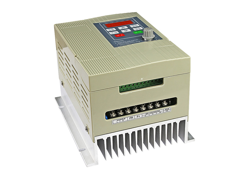 3000H通用變頻器，三相通用變頻器，變頻器生產(chǎn)廠家，變頻器價格