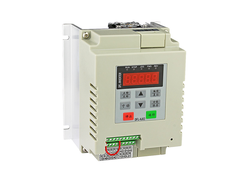 200N單相水泵變頻器，220V供水變頻器，恒壓供水變頻器