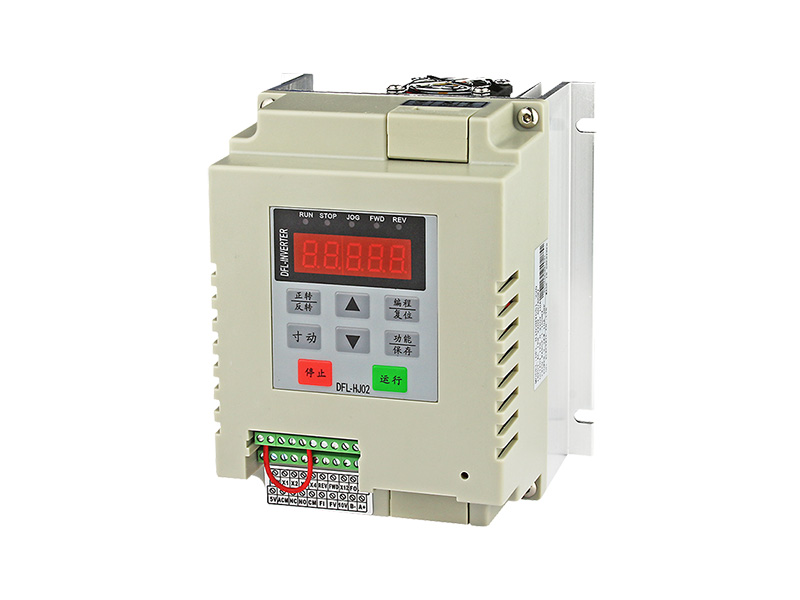 200N單相水泵變頻器，220V供水變頻器，恒壓供水變頻器