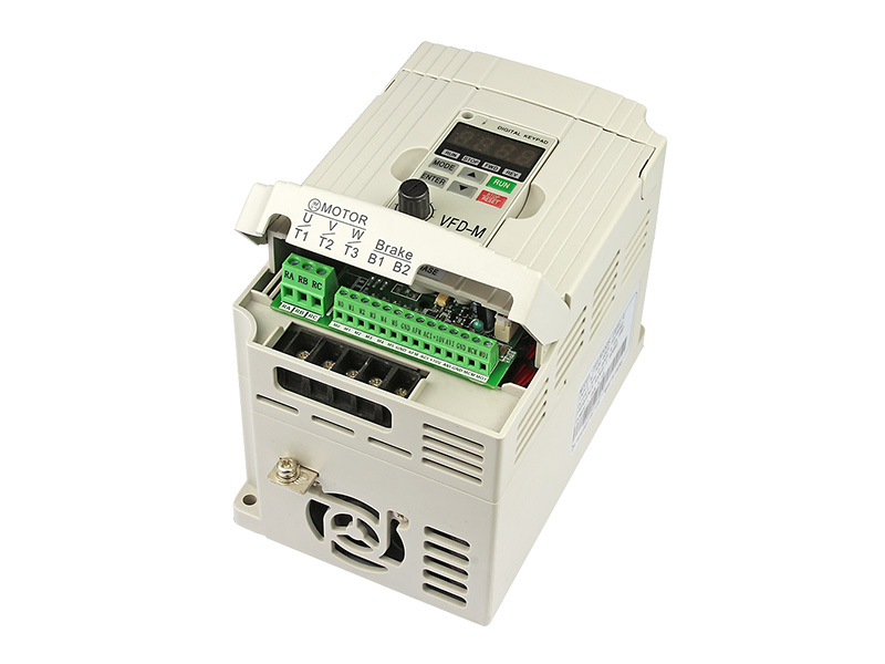 8000S通用變頻器，變頻調(diào)速器，變頻器廠家，電機(jī)變頻器，三相變頻器