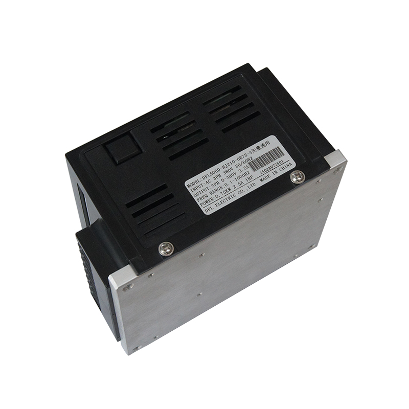 DFL500D通用變頻器，小體變頻器，變頻調(diào)速器，變頻器生產(chǎn)廠家