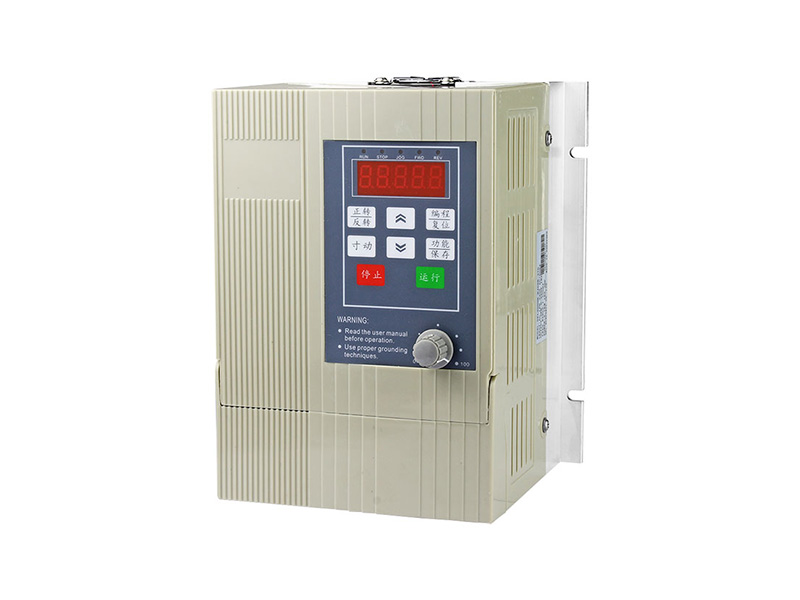 3000H單相水泵變頻器，恒壓供水專(zhuān)用變頻器，變頻器廠(chǎng)家